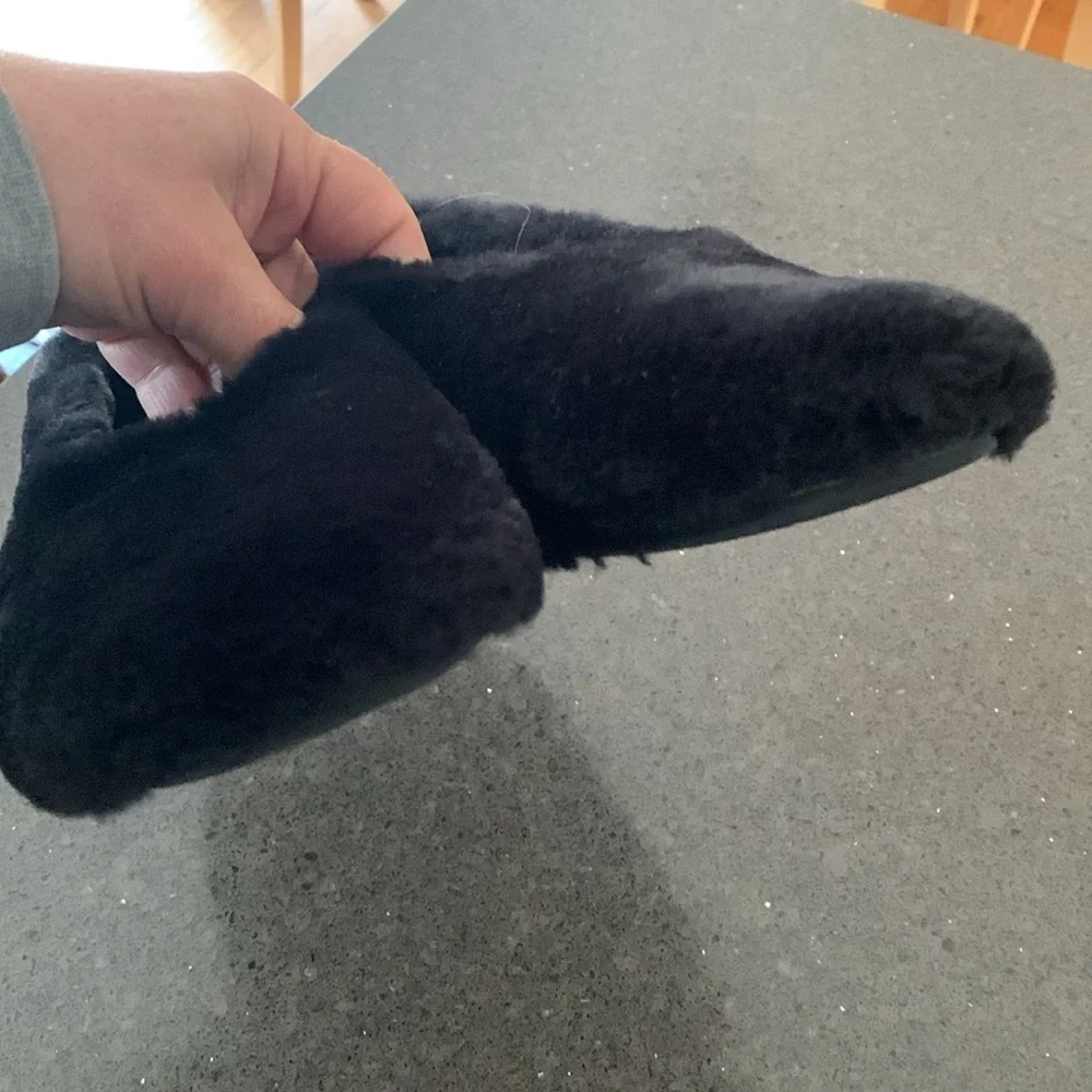 Vivaia Margot 2.0 Black Mink Faux Fur Flats 9